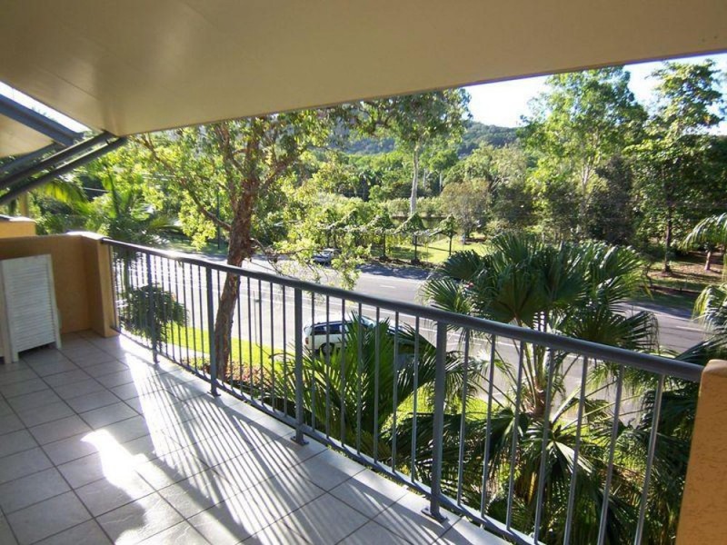 8/35 Greenslopes Street, Manunda QLD 4870