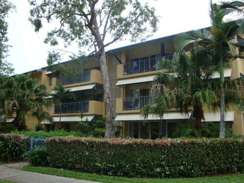 8/35 Greenslopes Street, Manunda QLD 4870