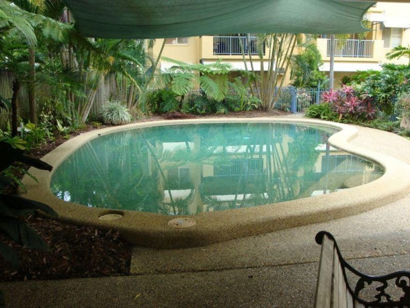 8/35 Greenslopes Street, Manunda QLD 4870