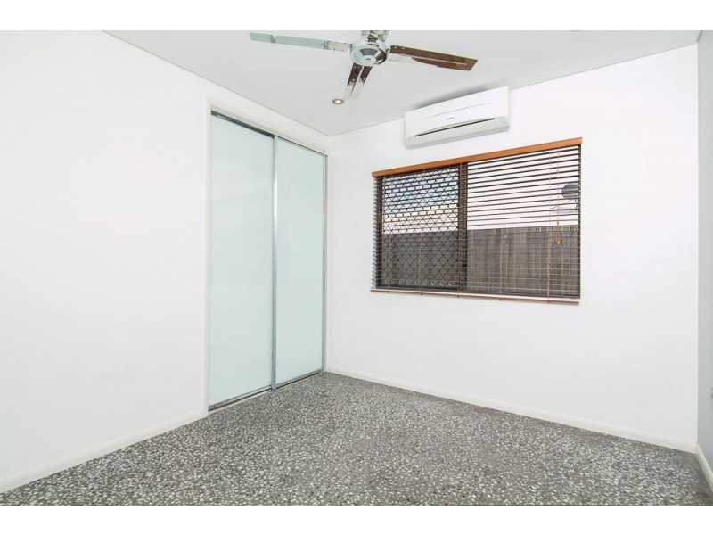 Palm Cove QLD 4879