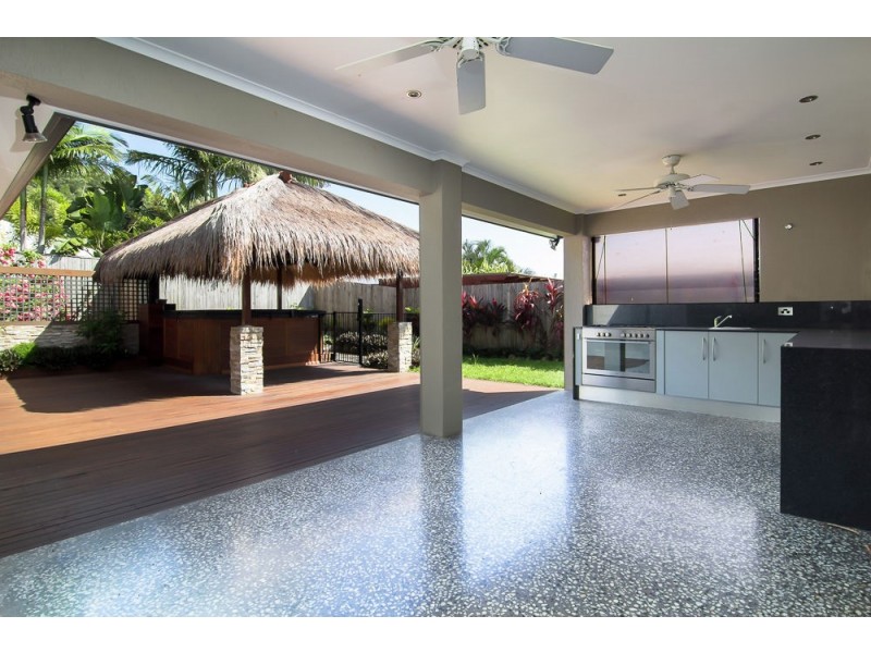 Palm Cove QLD 4879