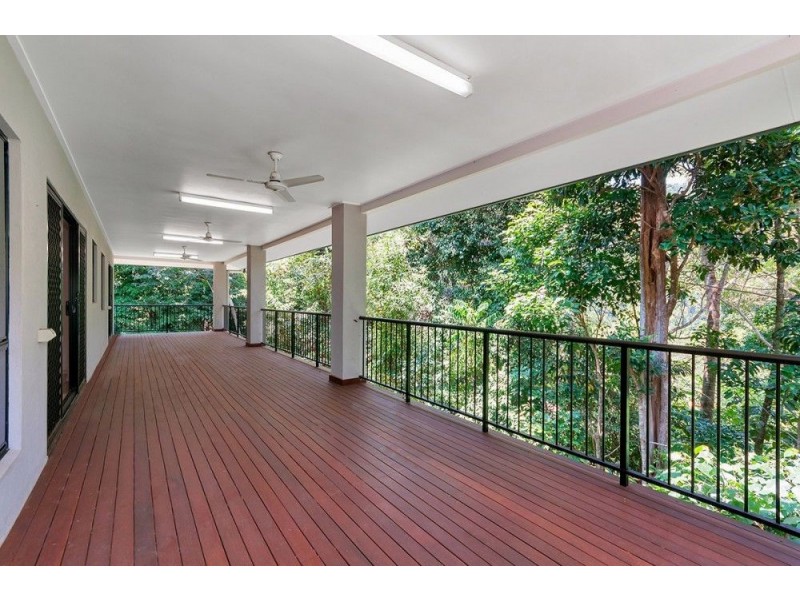 10 Leafy Close, Redlynch QLD 4870