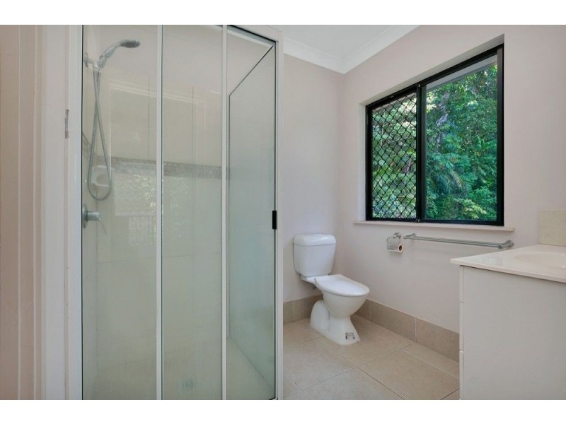 10 Leafy Close, Redlynch QLD 4870