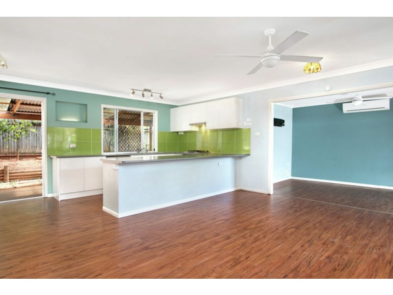 8 Baway Close, Caravonica QLD 4878