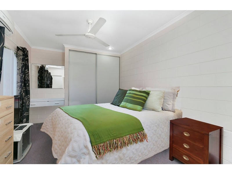 4/12-14 Ireland Crescent, Whitfield QLD 4870