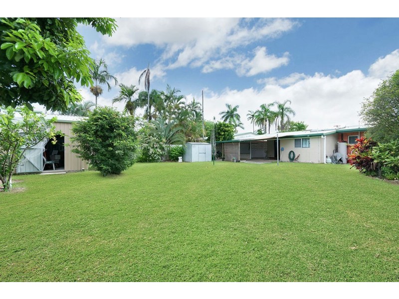 23 English Street, Manunda QLD 4870