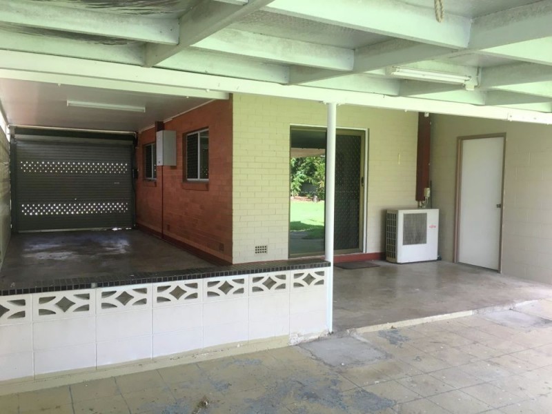 23 English Street, Manunda QLD 4870