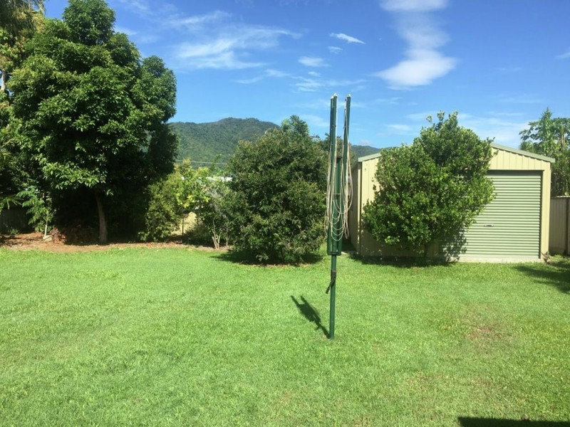 23 English Street, Manunda QLD 4870