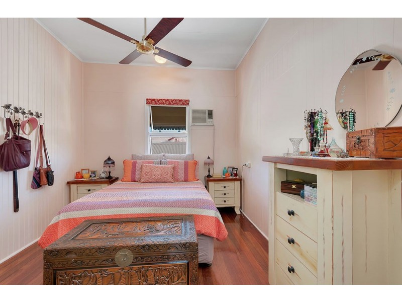 24 Maranoa Street, Parramatta Park QLD 4870