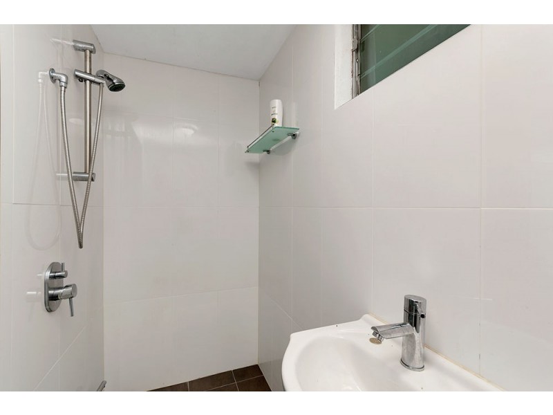 27 Atherton Street, Whitfield QLD 4870