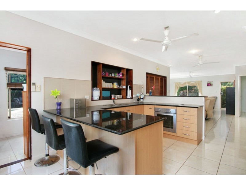 7 Canecutter Road, Edmonton QLD 4869