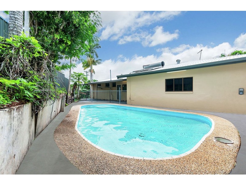 1-3 Atherton Street, Whitfield QLD 4870