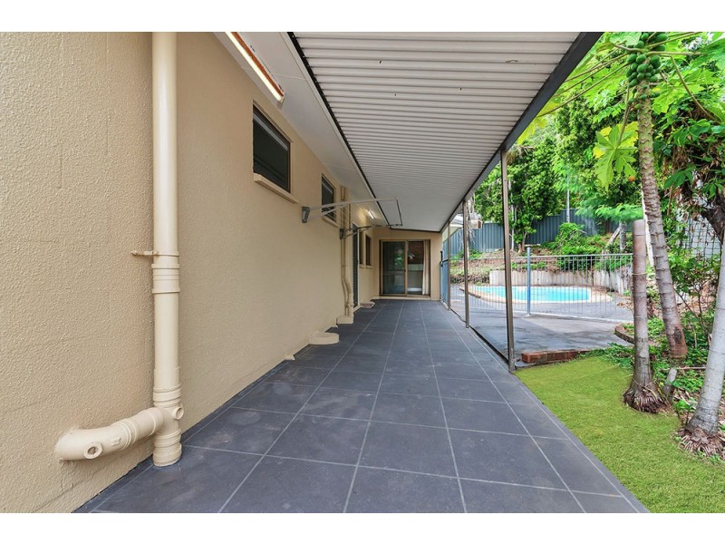1-3 Atherton Street, Whitfield QLD 4870