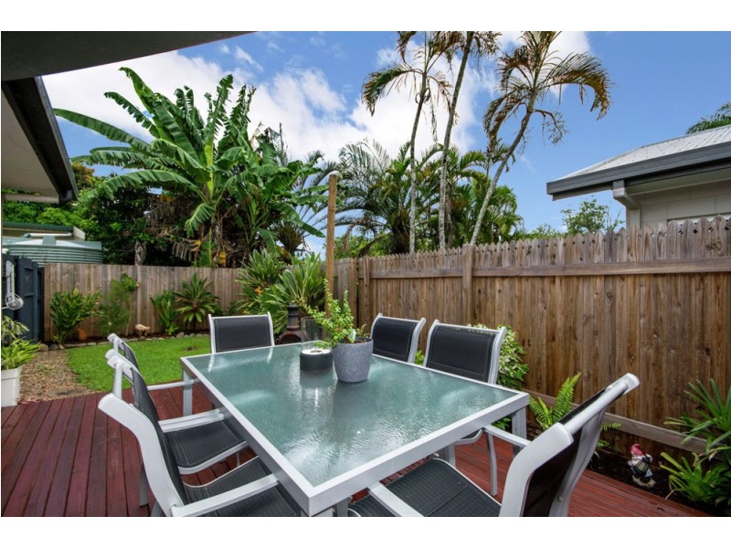 4/4 Golden Grove Drive, Bentley Park QLD 4869