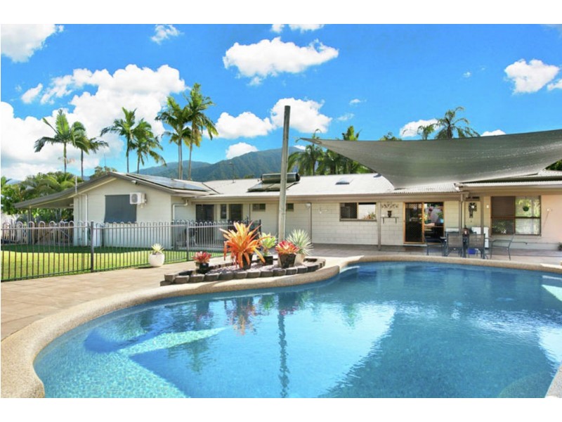 2 Adam Drive, Brinsmead QLD 4870