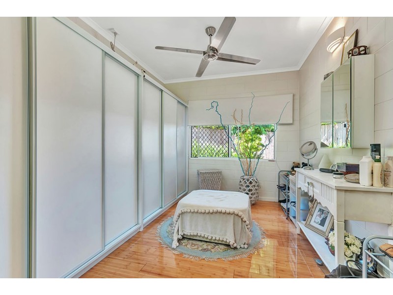 28 Barnard Drive, Mount Sheridan QLD 4868