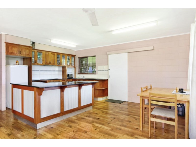 17 Jirrima Street, Woree QLD 4868