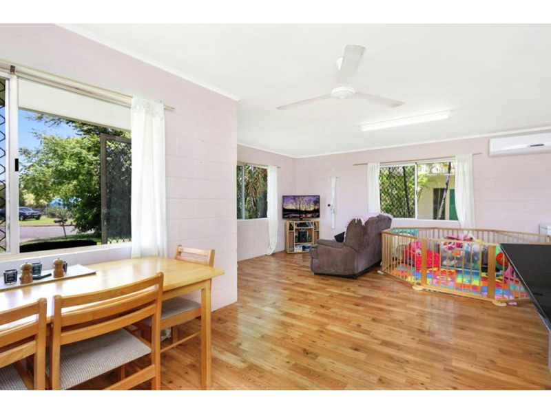 17 Jirrima Street, Woree QLD 4868