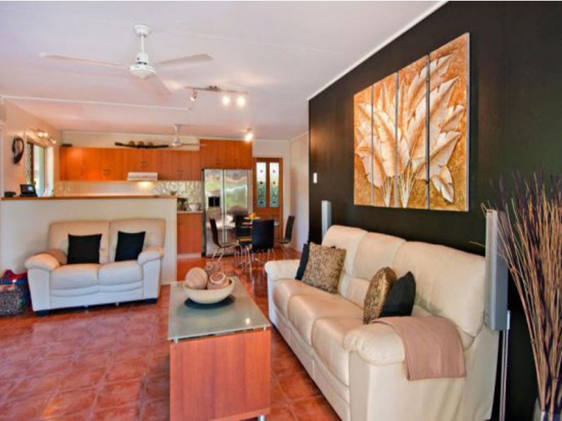 30-32 Agate Street, Bayview Heights QLD 4868