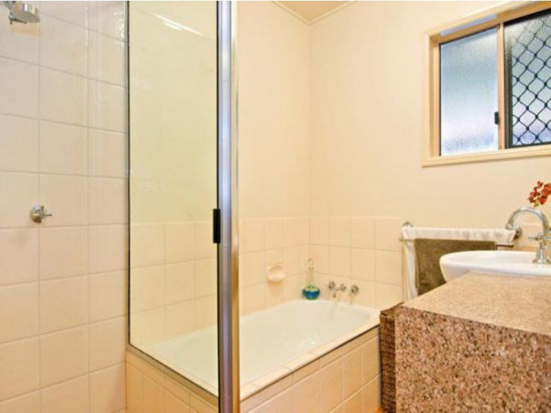 30-32 Agate Street, Bayview Heights QLD 4868