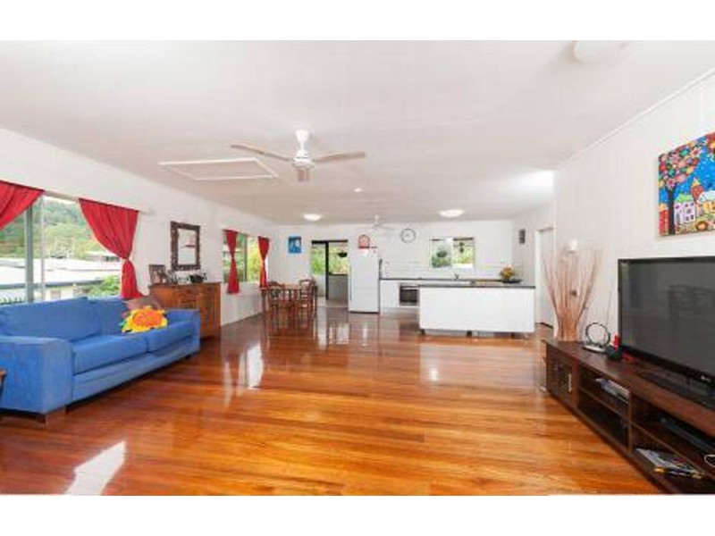 15 Irene Street, Earlville QLD 4870