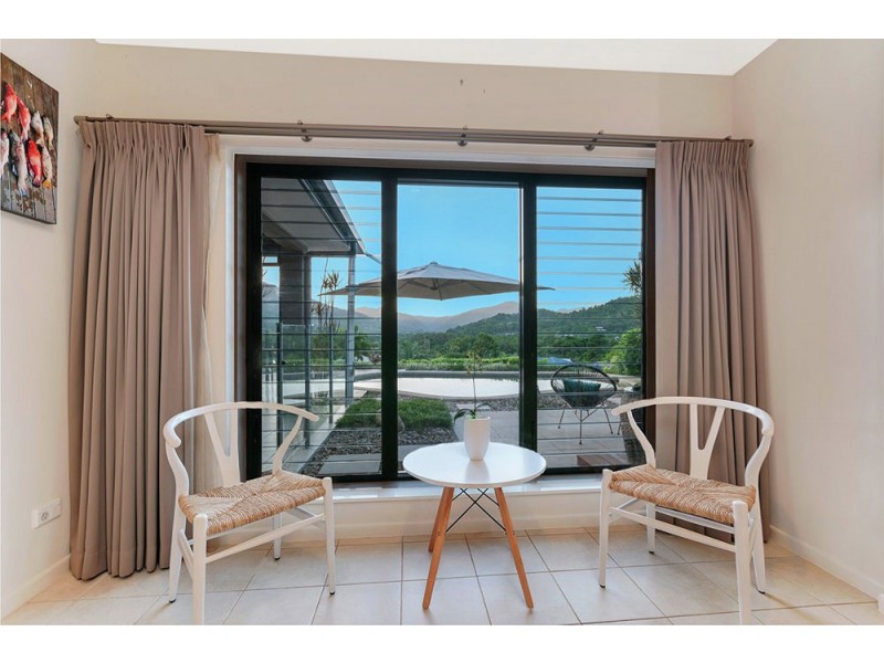 5 Mist Green Close, Brinsmead QLD 4870