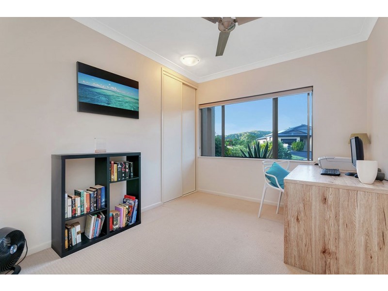 5 Mist Green Close, Brinsmead QLD 4870