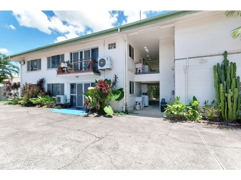 2/20 Jensen Street, Manoora QLD 4870