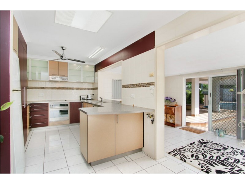 29 Fairview Street, Bayview Heights QLD 4868