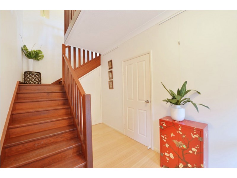 6 Grace Close, Whitfield QLD 4870