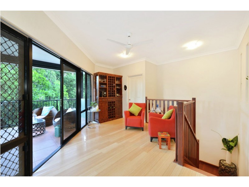 6 Grace Close, Whitfield QLD 4870