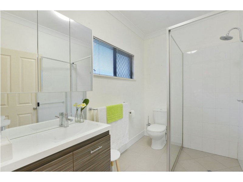 6 Grace Close, Whitfield QLD 4870