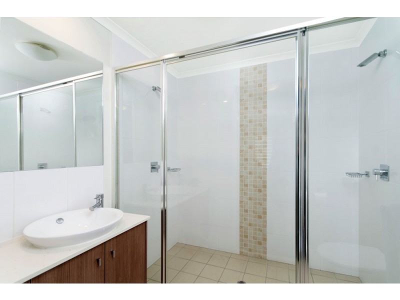 214/26 Veivers Road, Palm Cove QLD 4879