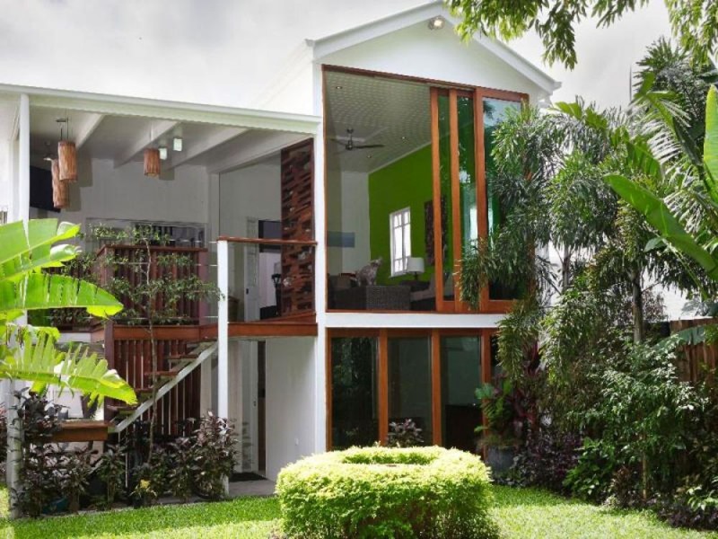 263 McLeod Street, Cairns North QLD 4870