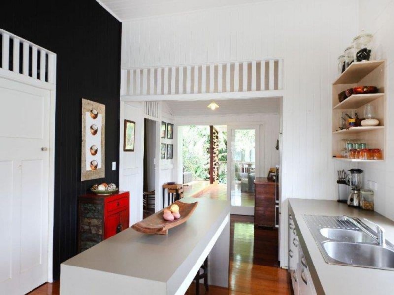 263 McLeod Street, Cairns North QLD 4870