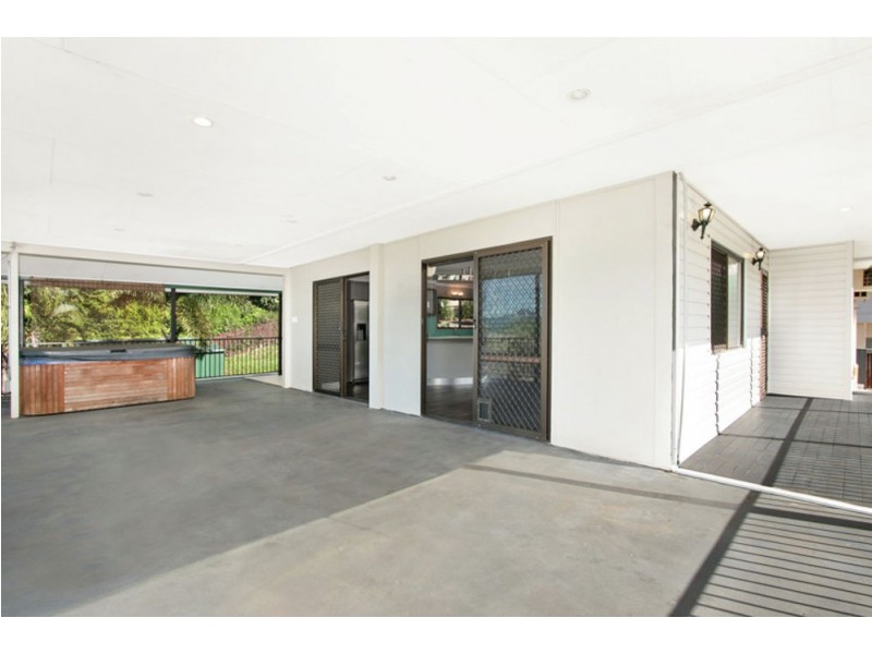 53 Park Street, Bayview Heights QLD 4868