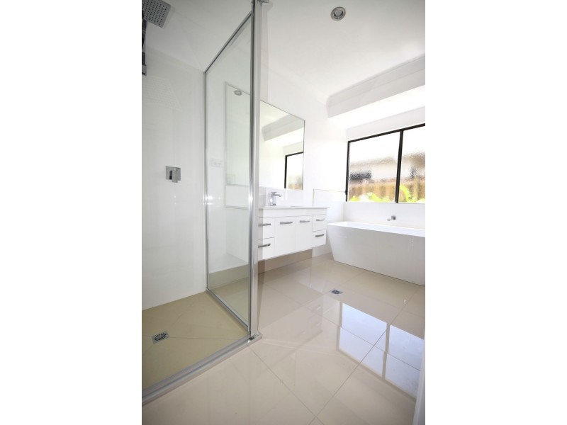 3 Carrington Way, Trinity Park QLD 4879