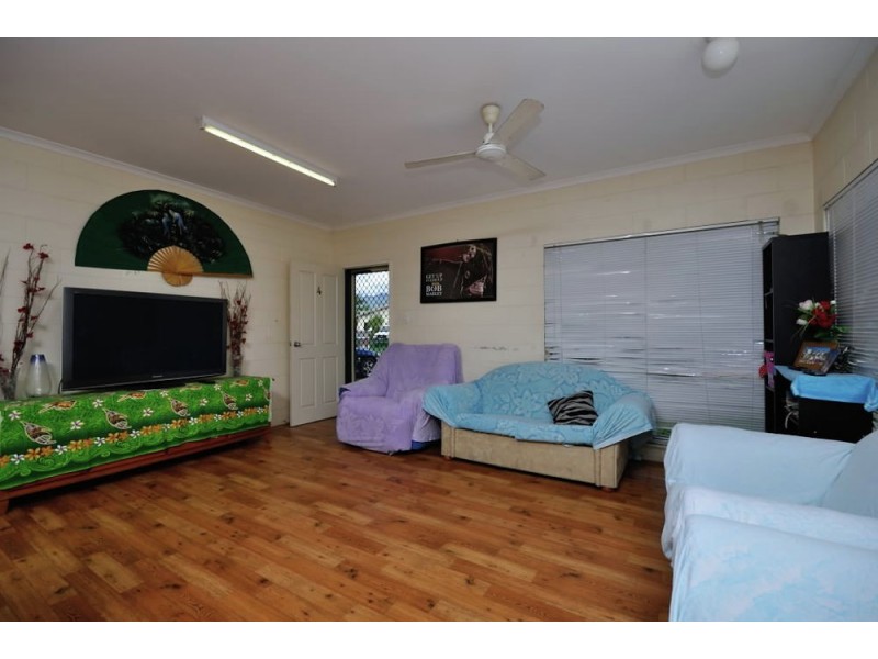4 Harlequin Street, White Rock QLD 4868