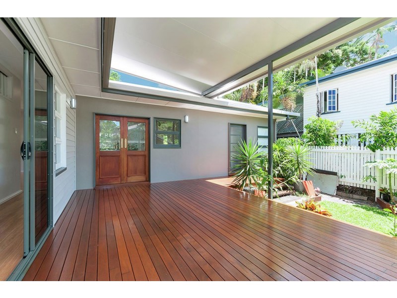 15 Friend Street, Edge Hill QLD 4870