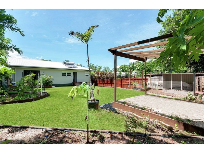 15 Friend Street, Edge Hill QLD 4870