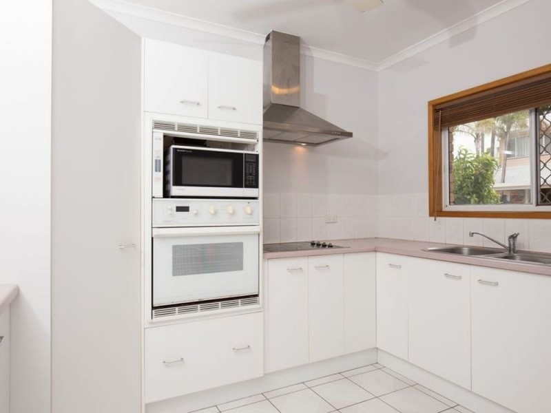 4/79 Moore Street, Trinity Beach QLD 4879