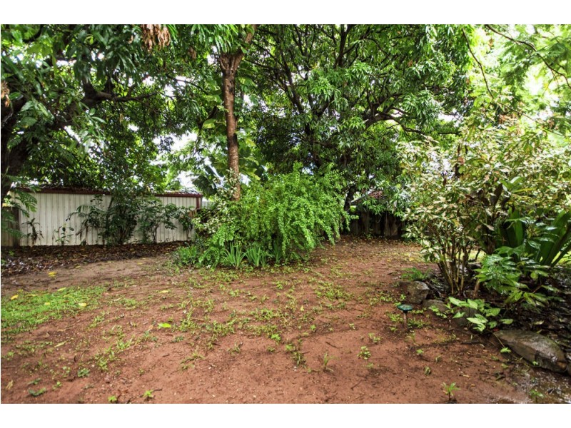 78 Veivers Road, Palm Cove QLD 4879