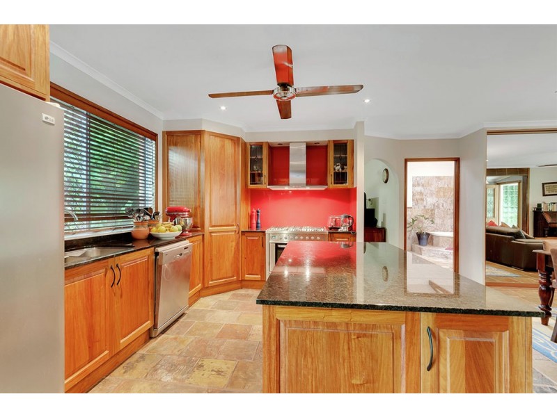 35 Junction Street, Edge Hill QLD 4870