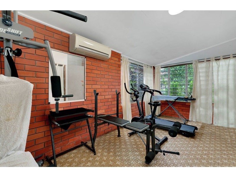 35 Junction Street, Edge Hill QLD 4870