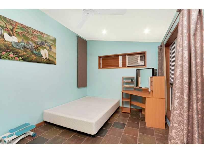 35 Junction Street, Edge Hill QLD 4870