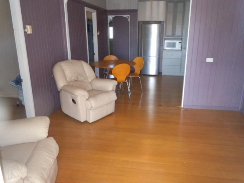 229 Draper Street, Parramatta Park QLD 4870