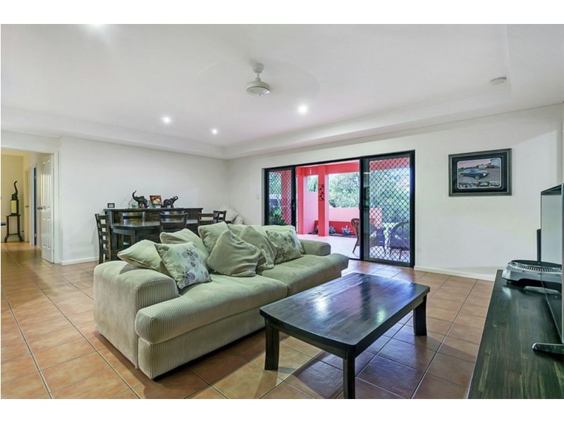 74 Stanton Road, Smithfield QLD 4878