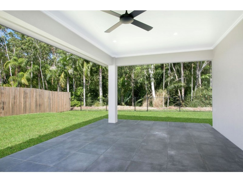 11 Leonard Street, Kewarra Beach QLD 4879
