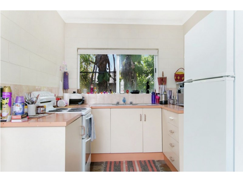 24/52 Pease Street, Manoora QLD 4870