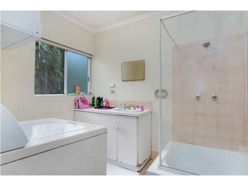 24/52 Pease Street, Manoora QLD 4870